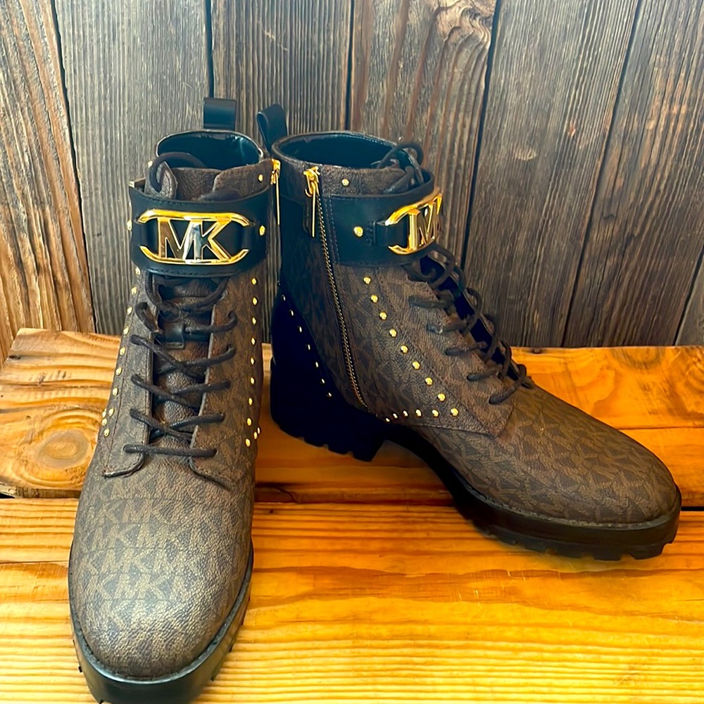 MICHAEL MICHAEL KORS RORY BOOT - Picture 3 of 6